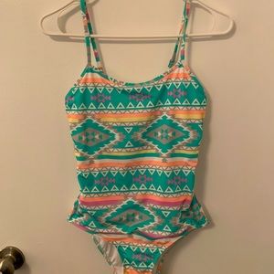 NWT Chubbies oasis swimsuit size small